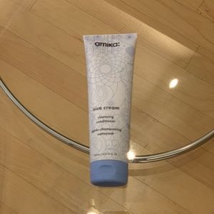 Amika Nice Cream Cleansing Conditioner 250ml/8.45